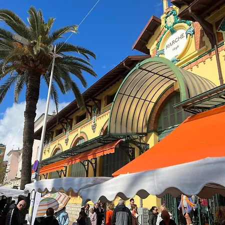 Mimi * Menton